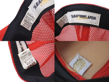 画像をギャラリービューアに読み込む, A BATHING APE アベイシングエイプ BAPEロゴ メッシュキャップ トラッカー ハット レッド ホワイト Mサイズ 中古 4c074231