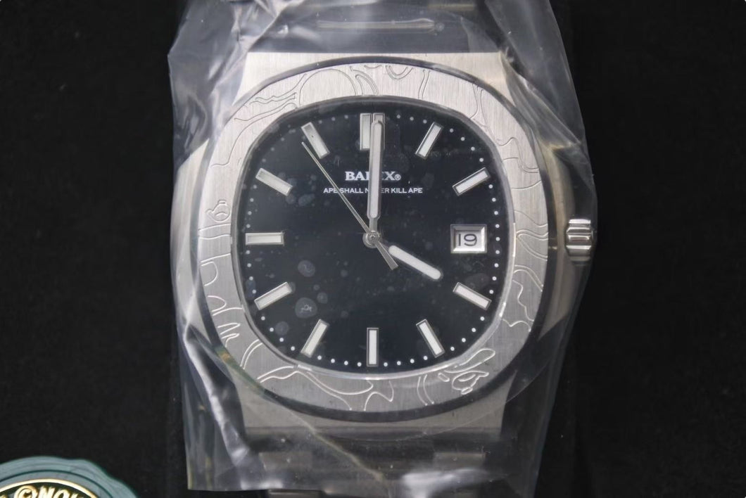 新品未使用 A BATHING APE BAPE アベイシングエイプ 時計 TYPE 10 BAPEX ブラック ステンレス サファイアガラス 中古 4c074233