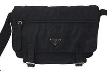 画像をギャラリービューアに読み込む, PRADA プラダ ショルダーバッグ テスート イタリア製 ナイロン レザー ブラック シルバー金具 美品 中古 4c074444