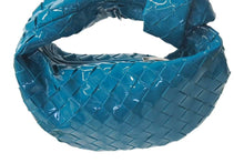 画像をギャラリービューアに読み込む, 極美品 BOTTEGAVENETA ボッテガヴェネタ MiniJodie ミニ ジョディ ハンドルバッグ ハンドバッグ パテント ブルー 中古 4c074489