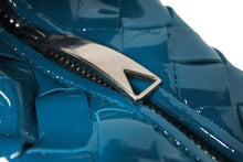 画像をギャラリービューアに読み込む, 極美品 BOTTEGAVENETA ボッテガヴェネタ MiniJodie ミニ ジョディ ハンドルバッグ ハンドバッグ パテント ブルー 中古 4c074489