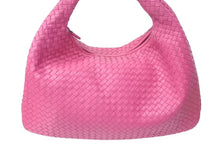 画像をギャラリービューアに読み込む, 極美品 BOTTEGA VENETA ボッテガ ヴェネタ イントレチャート ホーボーバッグ ワンショルダーバッグ レザー ピンク 中古 4c074534