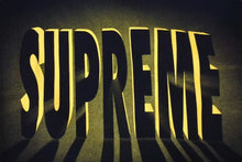 画像をギャラリービューアに読み込む, Supreme シュプリーム 18AW LIGHT SS TEE ロゴプリント Tシャツ ブラック イエロー サイズM 美品 中古 4c074558