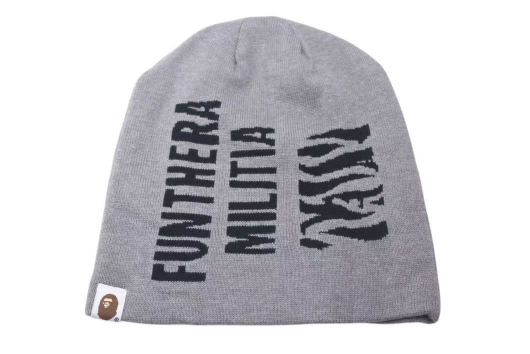 A BATHING APE アベイシングエイプ Tiger shark beanie タイガーシャークビーニー グレー/オレンジ 美品 中古 4c075107