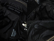 画像をギャラリービューアに読み込む, MIUMIU ミュウミュウ 21SS ヴィッテロ 2WAY レザー ショルダーバッグ ブラック ナイロン ロゴ ハンドバッグ シルバー金具 美品 中古 4c075111