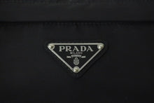画像をギャラリービューアに読み込む, PRADA プラダ ウエストバッグ ボディバッグ トライアングルロゴ 2VL005 ナイロン ブラック シルバー金具 美品 中古 4c075240