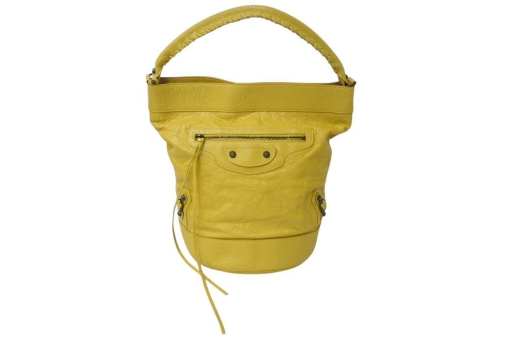 極美品 BALENCIAGA バレンシアガ ザ デイ ワンショルダーバッグ カーフスキン イエロー ブラックメタル金具 中古 4c075649