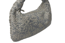 画像をギャラリービューアに読み込む, 極美品 BOTTEGAVENETA ボッテガヴェネタ ショルダーバッグ イントレチャート フリンジ ホーボー レザー アイボリー 中古 4c075652