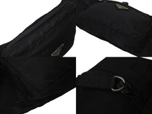 画像をギャラリービューアに読み込む, PRADA プラダ トライアングルロゴ ウエストバッグ ロゴプレート イタリア製 ナイロン ブラック シルバー金具 美品 中古 4c076170