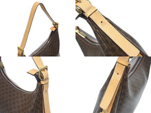 Load image into Gallery viewer, CELINE セリーヌ マカダム柄 ホーボー ワンショルダーバッグ PVC レザー ブラウン ロゴ 総柄 ゴールド金具 美品 中古 4b005290