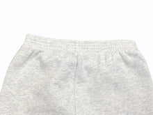 Load image into Gallery viewer, BALENCIAGA バレンシアガ 18AW キッズ BBロゴ スウェットパンツ 528671 TYK70 グレー サイズ2 美品 中古 54241
