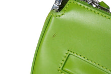 画像をギャラリービューアに読み込む, BURBERRY バーバリー チェーンショルダーバッグ Burberry THE OLYMPIA レザー グリーン シルバー金具 レディース 美品 中古 54292