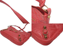 Load image into Gallery viewer, 極美品 BALENCIAGA バレンシアガ ジャイアントヒップ ショルダーバッグ 237203 5740 レザー レッド ゴールド金具 中古 4b005476