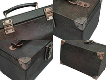 画像をギャラリービューアに読み込む, Jean Paul Gaultier ジャンポール ゴルチェ Vサイバー バニティ ケース シルバー金具 美品 中古 55237