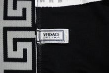 画像をギャラリービューアに読み込む, 未使用品 VERSACE ヴェルサーチ グレカ ボーダー トランクス メデューサ ブラック ホワイト サイズ48 58106