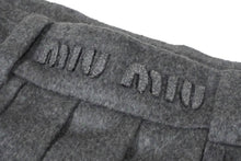 画像をギャラリービューアに読み込む, 新品未使用 MIUMIU ミュウミュウ プリーツスカート MG1856113K ダブルベルトループ ウール グレー サイズ42 中古 59198