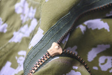 Load image into Gallery viewer, A BATHING APE アベイシングエイプ カーゴパンツ サルデジカモ アーカイブ 総柄 コットン カーキ 良品 中古 59588