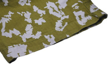 Load image into Gallery viewer, A BATHING APE アベイシングエイプ カーゴパンツ サルデジカモ アーカイブ 総柄 コットン カーキ 良品 中古 59588