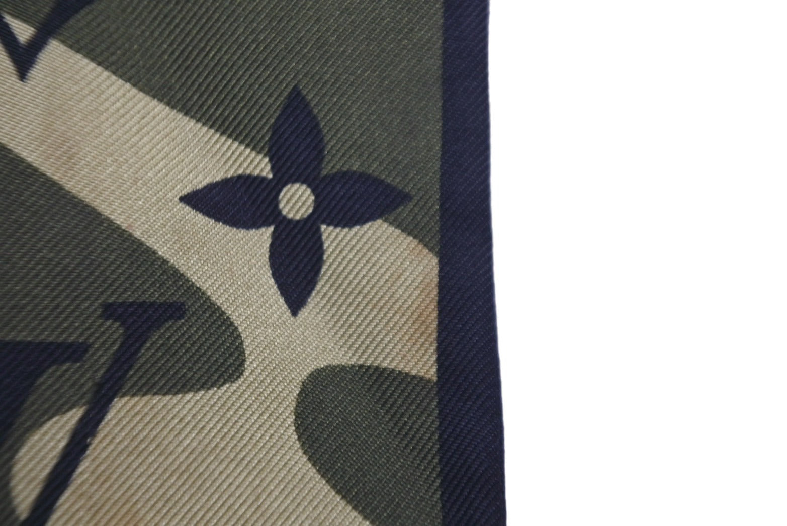 LOUIS VUITTON ルイヴィトン スカーフ カモフラージュ モノグラム 村上