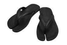 画像をギャラリービューアに読み込む, MARTIN MARGIELA マルタンマルジェラ サンダル タビ S58WX0096 P4785 T8008 ラバー ブラック サイズ36 美品 中古 61563