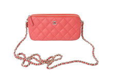画像をギャラリービューアに読み込む, CHANEL シャネル 長財布 チェーンウォレット ココマーク 25番台 レッド キャビアスキン シルバー金具 美品 中古 62827