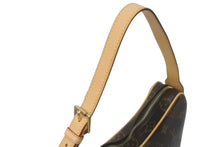 画像をギャラリービューアに読み込む, 極美品 LOUIS VUITTON ルイ ヴィトン ハンドバッグ クロワッサンPM M51510 モノグラムキャンバス ブラウン 中古 63989