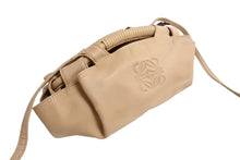 画像をギャラリービューアに読み込む, LOEWE ロエベ ナッパアイレ アナグラム 2WAY ショルダーバッグ ハンドバッグ 060802 天然皮革 ベージュ 美品 中古 66061