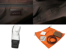 画像をギャラリービューアに読み込む, LOEWE ロエベ ショルダーバッグ 斜め掛けバッグ アナグラム ミニポーチ付き キャンバス レザー ブラック ブラウン 美品 中古 4c068488