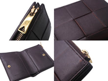 Load image into Gallery viewer, BOTTEGA VENETA ボッテガヴェネタ マキシイントレチャート コンパクトウォレット 財布 ワインレッド レザー ゴールド 美品 中古 4c069063