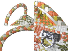 Load image into Gallery viewer, Salvatore Ferragamo サルヴァトーレフェラガモ ガンチーニ ハンドバッグ DO217228 レザー マルチカラー 美品 中古 4c069117