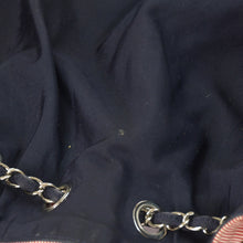 画像をギャラリービューアに読み込む, CHANEL シャネル ココカバスGM チェーントートバッグ A46887 13番台 ココマーク デニム キャンバス ストライプ シルバー金具 美品 中古 4b007857