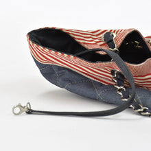 画像をギャラリービューアに読み込む, CHANEL シャネル ココカバスGM チェーントートバッグ A46887 13番台 ココマーク デニム キャンバス ストライプ シルバー金具 美品 中古 4b007857