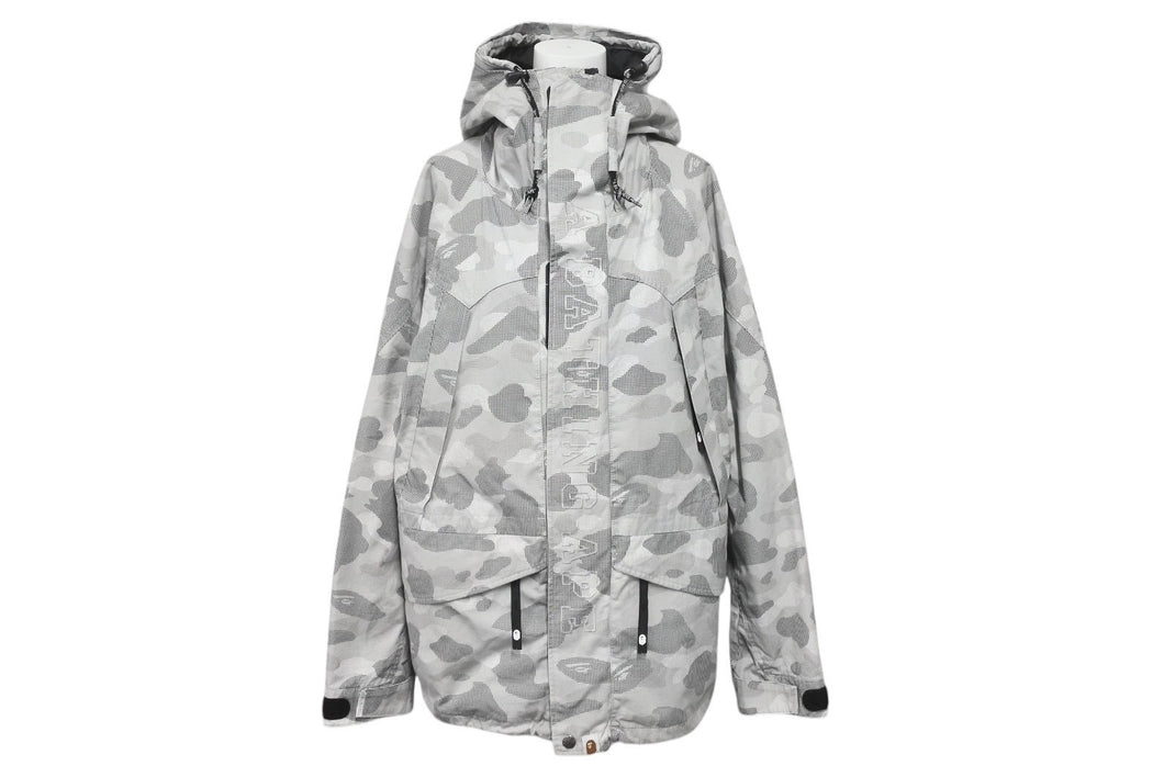 A BATHING APE アベイシングエイプ スノーボード ジャケット CAMO SNOWBOARD JACKET グレー コットン M 001HJD801019X 中古 4c075938