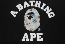 画像をギャラリービューアに読み込む, A BATHING APE アベイシングエイプ FLORAL CAMO COLLEGE TEE 半袖Tシャツ ブラック ホワイト マルチカラー 3XL 美品 中古 4c075943