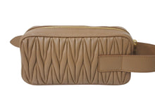 画像をギャラリービューアに読み込む, 極美品 MIUMIU ミュウミュウ マテラッセ クラッチバッグ セカンドバッグ 5BF122 キルティング ロゴ金具 ブラウン 中古 4c076226