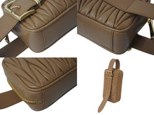 画像をギャラリービューアに読み込む, 極美品 MIUMIU ミュウミュウ マテラッセ クラッチバッグ セカンドバッグ 5BF122 キルティング ロゴ金具 ブラウン 中古 4c076226