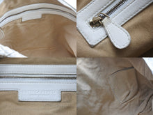 画像をギャラリービューアに読み込む, BOTTEGA VENETA ボッテガヴェネタ ホーボー イントレチャート ワンショルダーバッグ 169867 ホワイト 美品 中古 4c076396