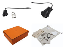 Load image into Gallery viewer, HERMES エルメス ショルダーバッグ ケリーメッセンジャーバッグ エバーグレイン ブラック シルバー金具 W刻印 美品 中古 4b007805