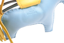 Load image into Gallery viewer, HERMES エルメス ロデオチャームMM バッグチャーム アニューロ クリノラン セレスト ライム マラカイト 美品 中古 4b009827