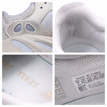 画像をギャラリービューアに読み込む, Adidas YEEZY BOOST 700 イージーブースト700 カニエウェスト ANALOG アナログ EG7596 ホワイト US7 25cm 中古 23678