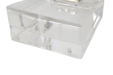 Load image into Gallery viewer, Salvatore Ferragamo サルヴァトーレフェラガモ キーホルダー キーチャーム ガンチーニ型 クリア シルバー金具 美品 中古 24528