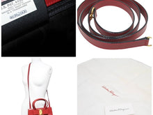 Load image into Gallery viewer, Salvatore Ferragamo サルヴァトーレフェラガモ 2WAYハンドバッグ ヴァラリボン レッド ゴールド金具 美品 中古 33008