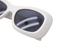 画像をギャラリービューアに読み込む, GIANNI VERSACE ジャンニ ヴェルサーチ ヴィンテージ サングラス 眼鏡 メデューサ ホワイト MOD.417 COL.850 良好 中古 34460