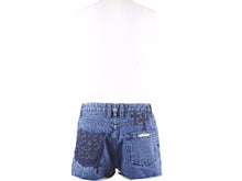 画像をギャラリービューアに読み込む, 2021SS 新品 CHROME HEARTS クロムハーツ クロスパッチ デニムショーツ サイズ27 インディゴ クロスボタン レディース 34892