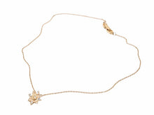 画像をギャラリービューアに読み込む, GIVENCHY ジバンシィ ヴィンテージ ネックレス フラワーモチーフ ゴールド ラインストーン ユニセックス 良好 N38518