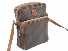 画像をギャラリービューアに読み込む, CELINE セリーヌ ショルダーバッグ M05 バッグ ブラウン マカダム柄 レザー レディース ヴィンテージ 中古 39870