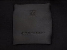 画像をギャラリービューアに読み込む, Givenchy ジバンシー 21AW 立体ロゴ刺繍 オーバーサイズ Tシャツ トップス BM71543Y6B サイズXL 美品 40977