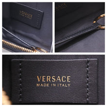 画像をギャラリービューアに読み込む, Versace ヴェルサーチ フラグメントケース コインケース カードケース ゴールド ブラック レザー DP38435 美品 中古 42824