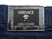 画像をギャラリービューアに読み込む, VERSACE ヴェルサーチ デニムパンツ ジーンズ ボトムス メデューサボタン デニム ネイビー 美品 中古 43431