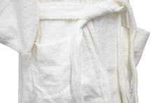 Load image into Gallery viewer, YVES SAINT LAURENT イヴ サンローラン バスローブ ガウン ルームウェア ロゴ刺繍 タオル地 ホワイト サイズM 美品 中古 44528